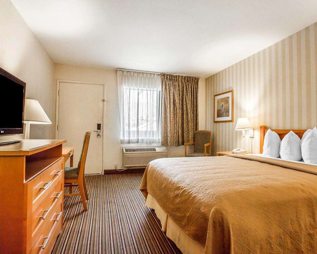 Travelodge By Wyndham Hotel Palm Springs
