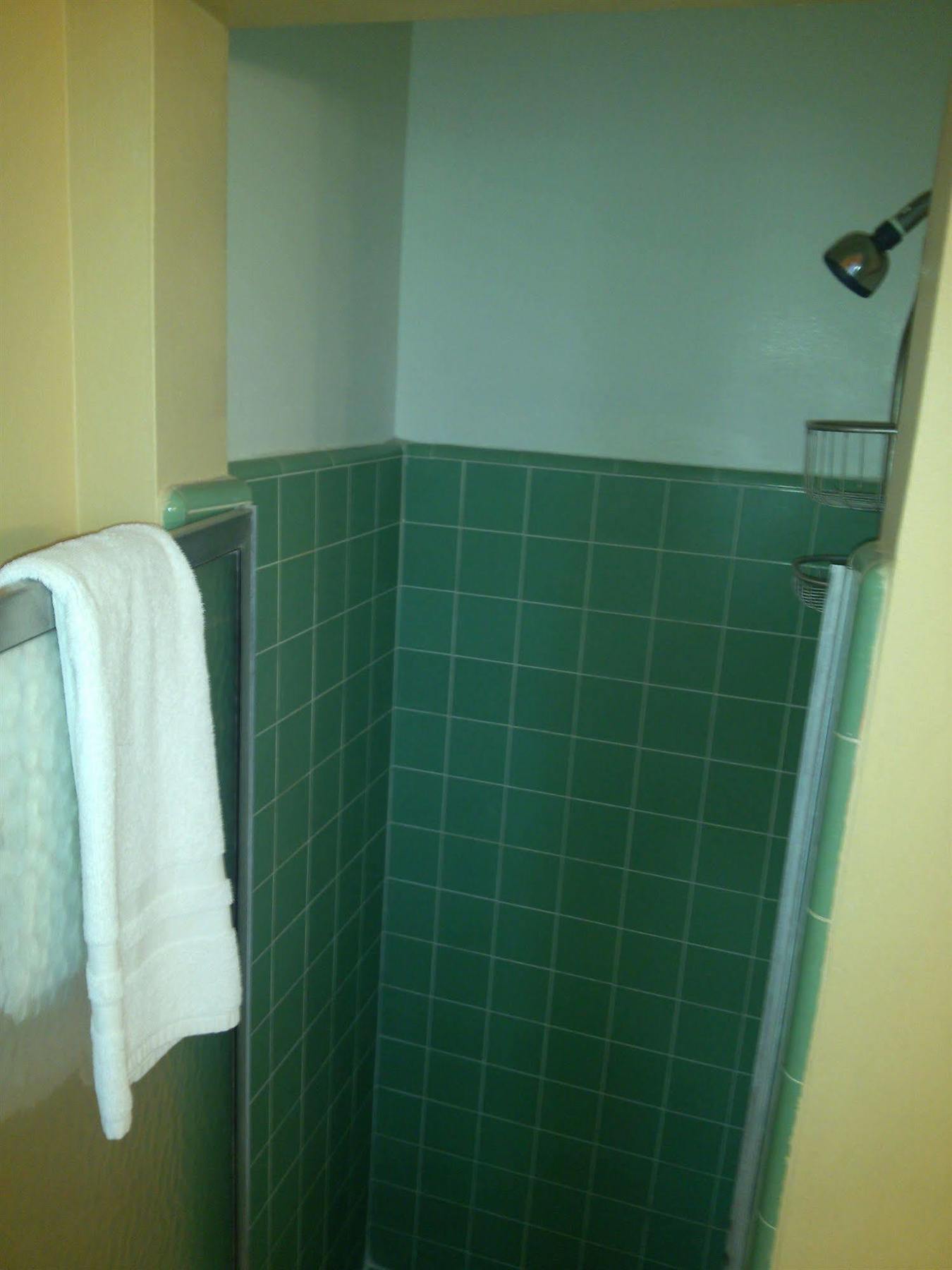 Resort La Dolce & - A Gay Men's Clothing Optional Palm Springs