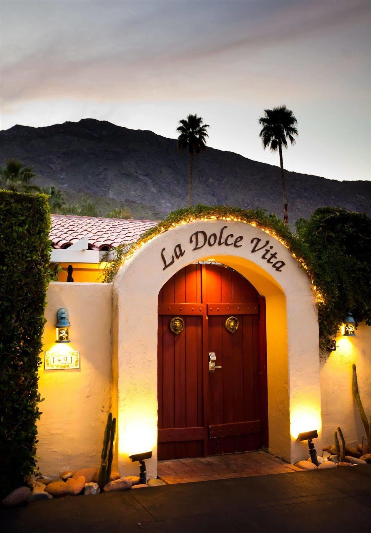 La Dolce & - A Gay Men's Clothing Optional Resort