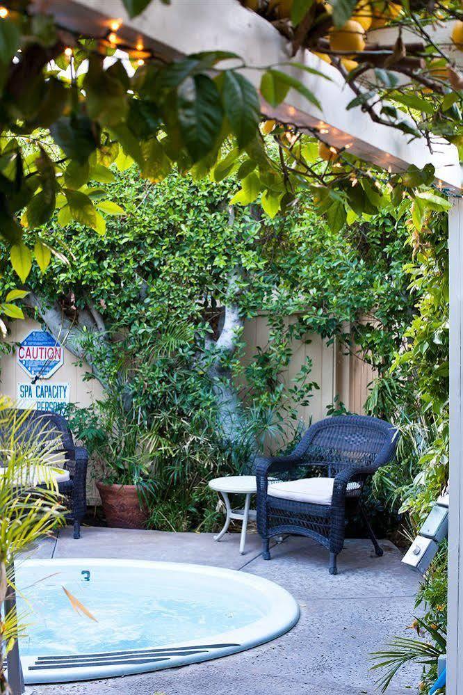 La Dolce & - A Gay Men's Clothing Optional Resort