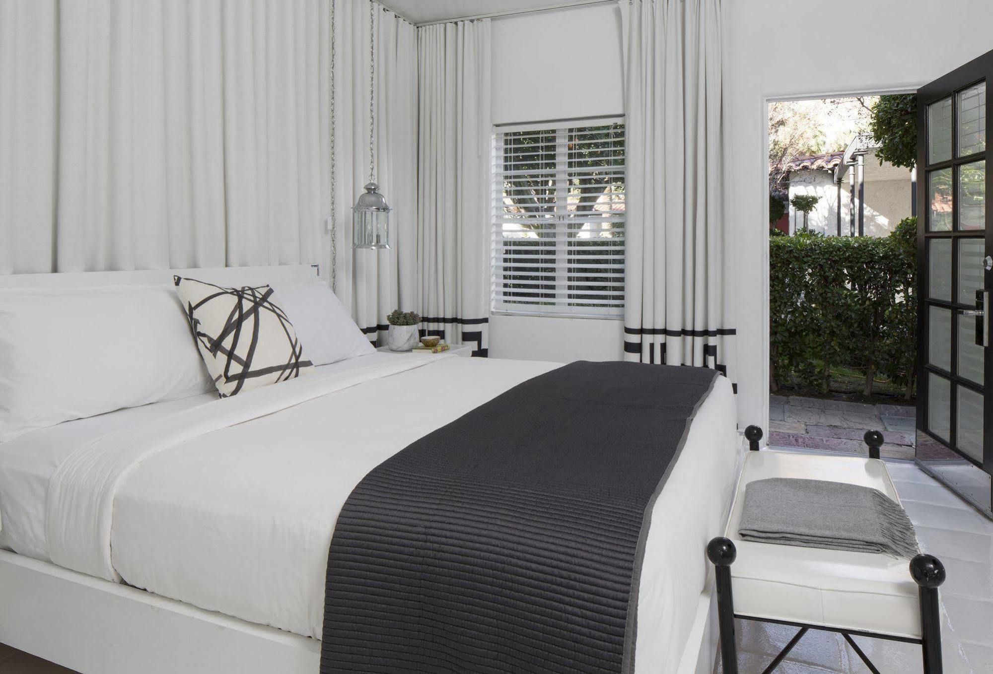 Avalon & Palm Springs, A Member Of Design 4*