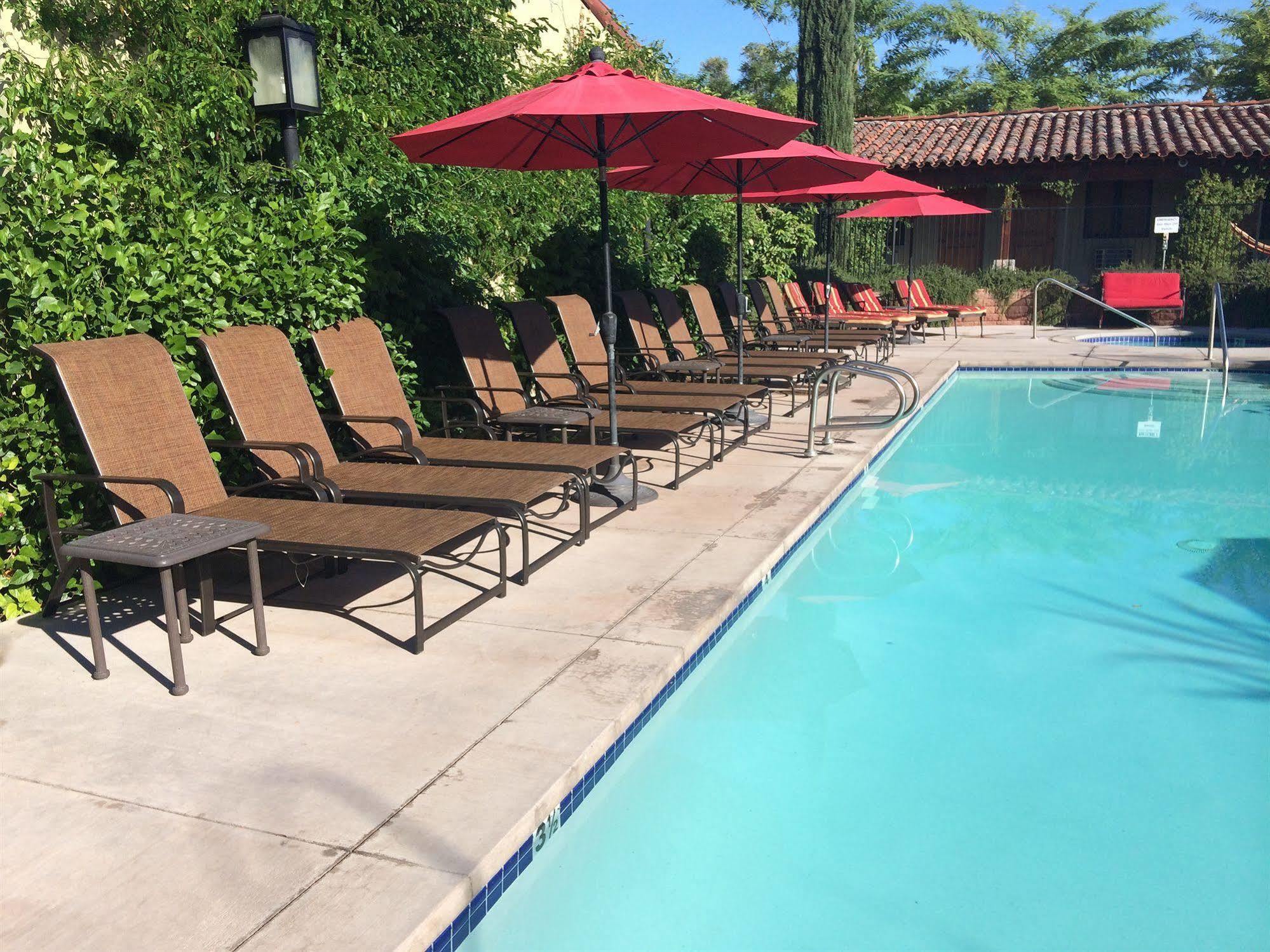 Arboles Hotel