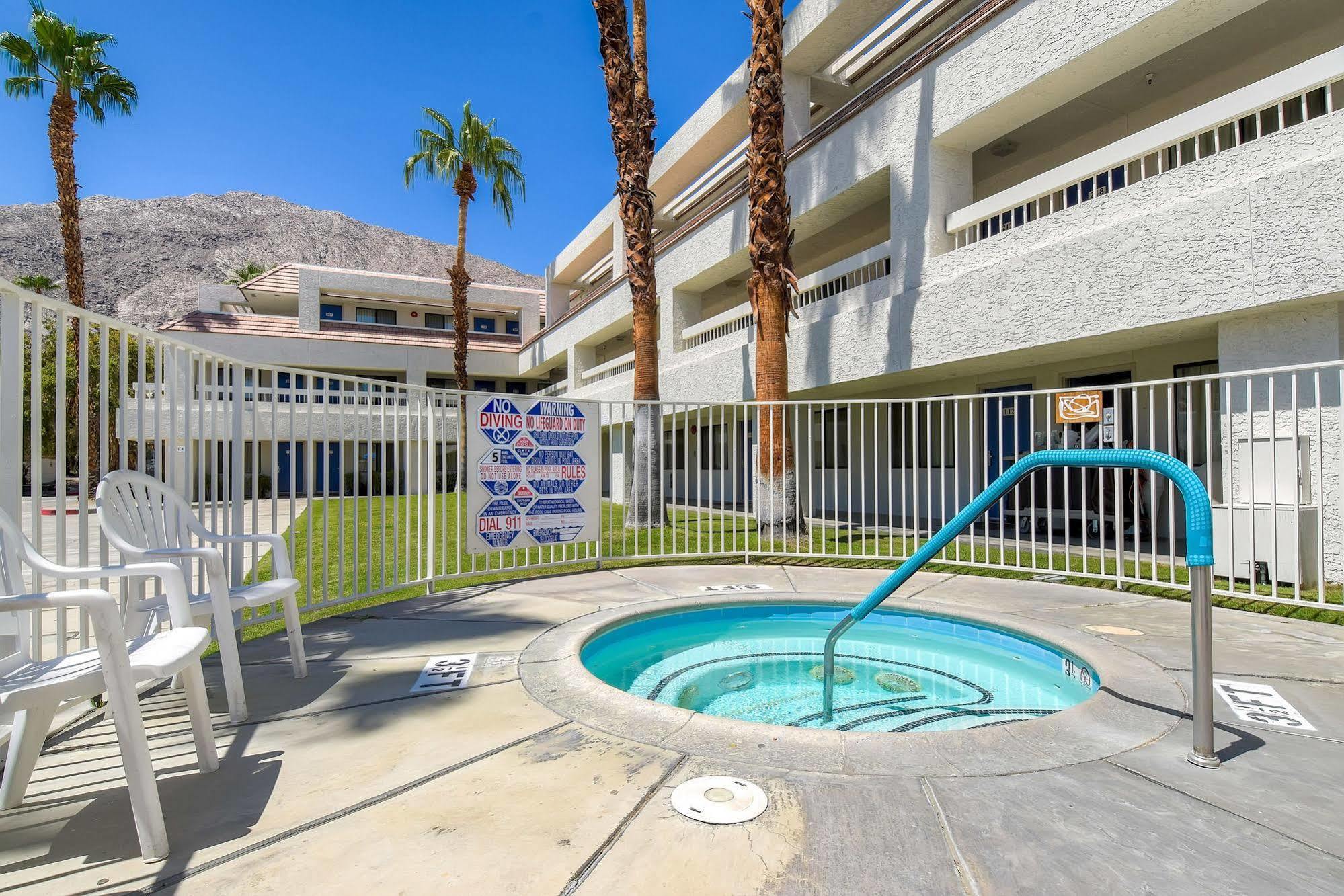 6-palm Springs, Ca - Downtown 2* Palm Springs
