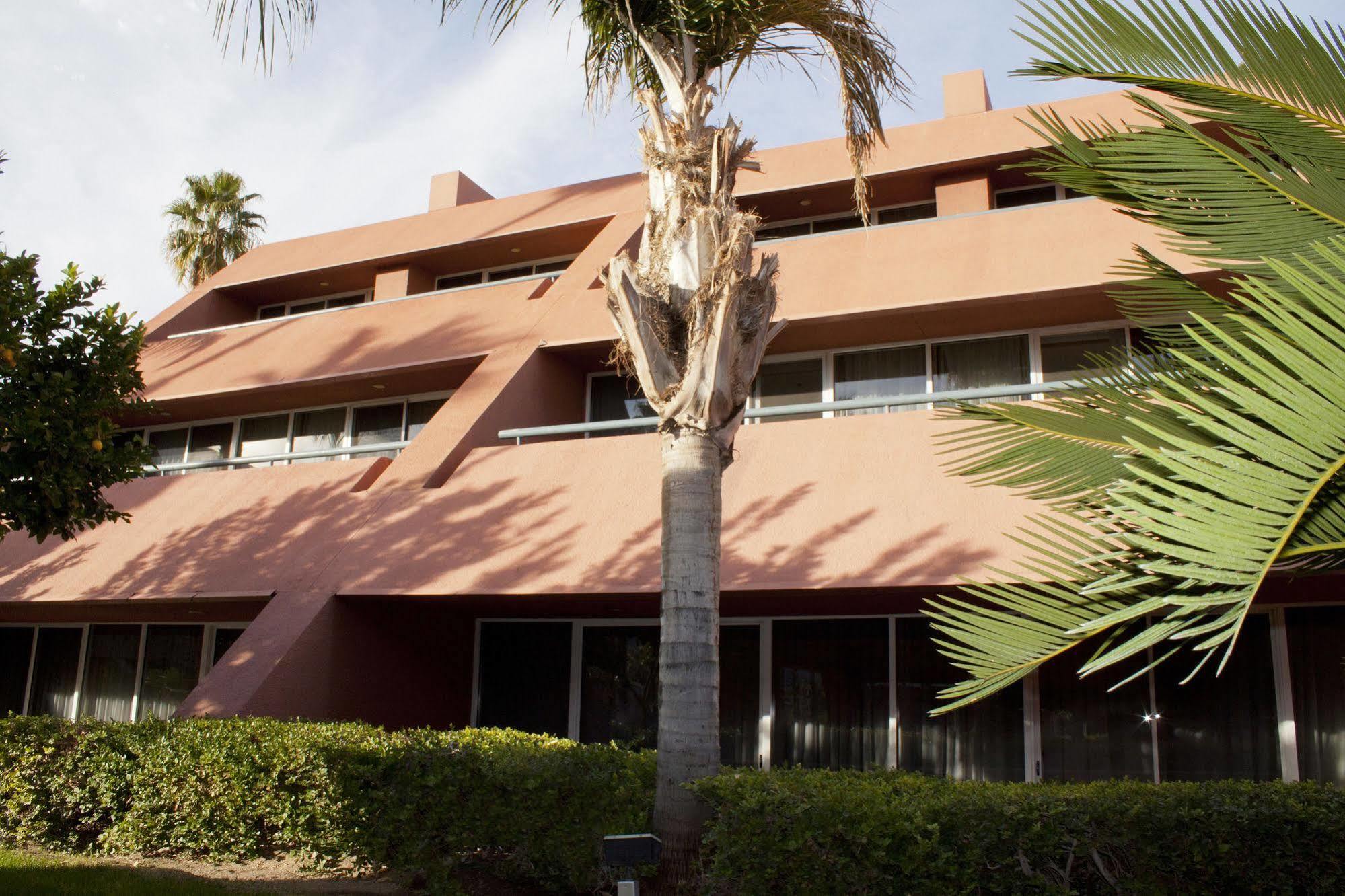 Resort Marquis Palm Springs