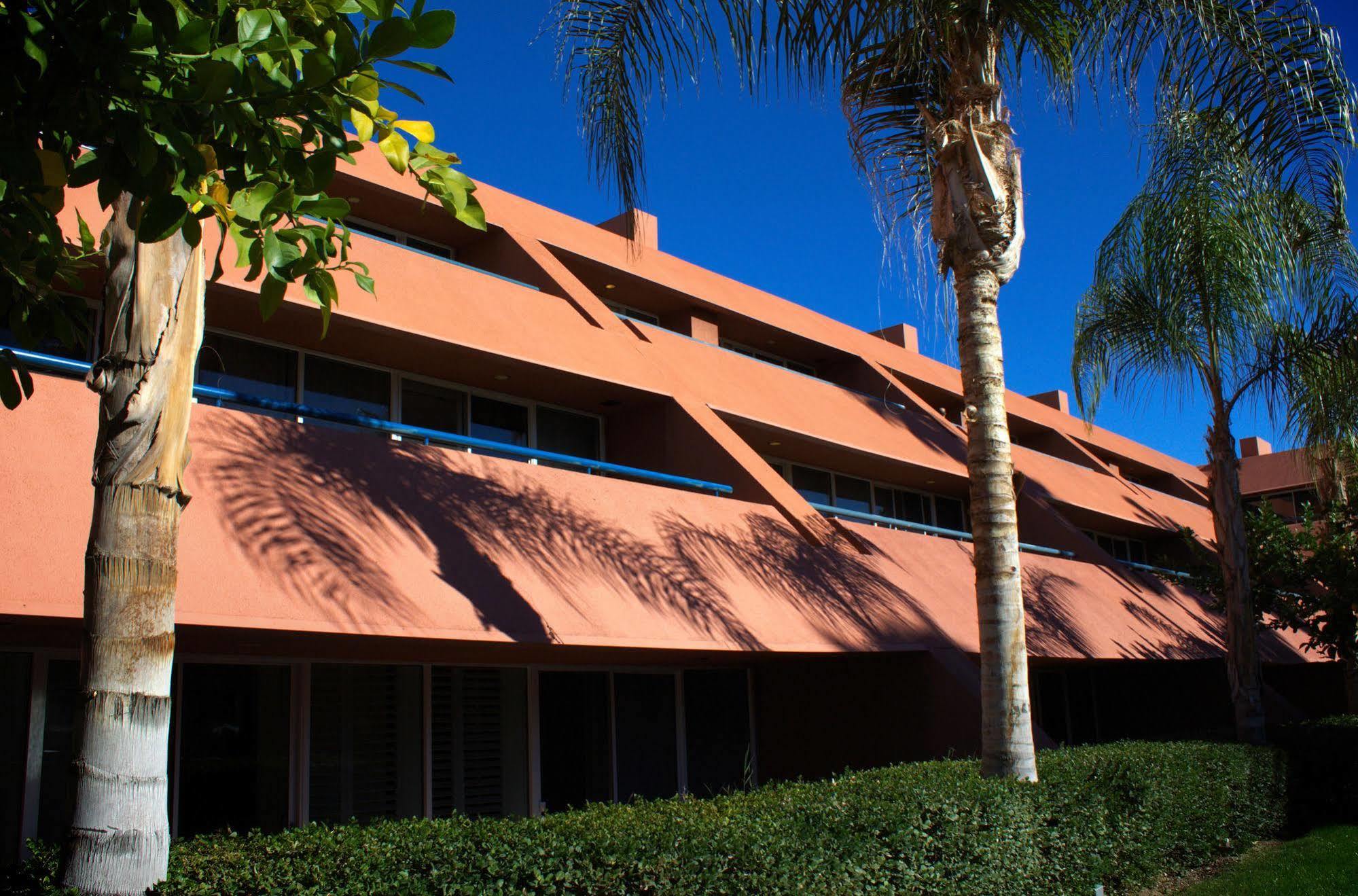 Resort Marquis Palm Springs