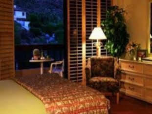Hotel Getaways At Tennis Club Palm Springs