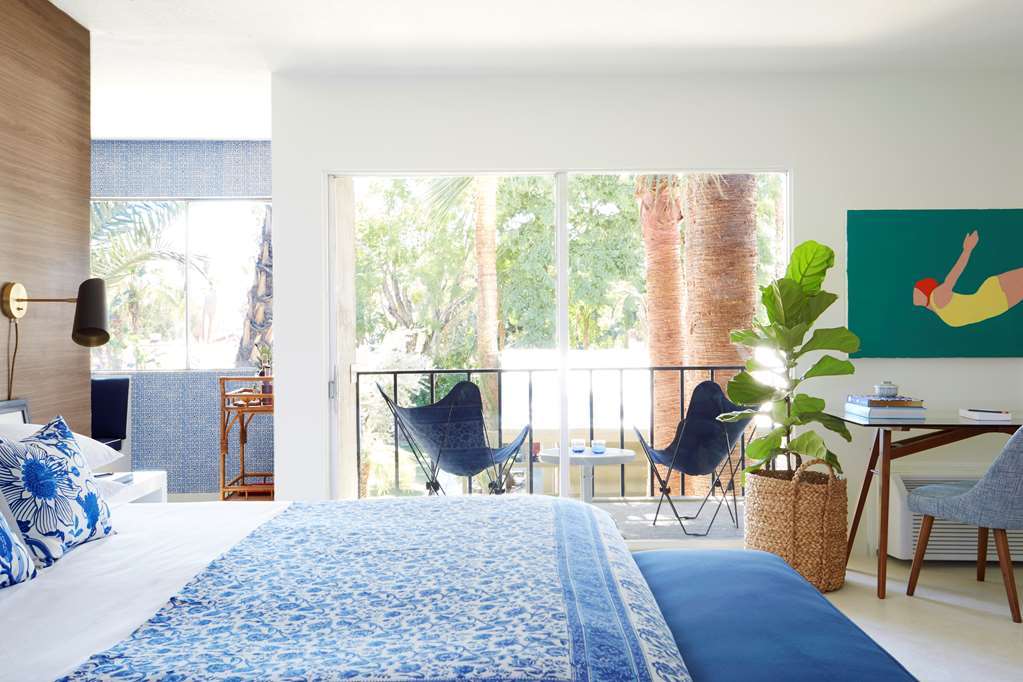 House Hotel