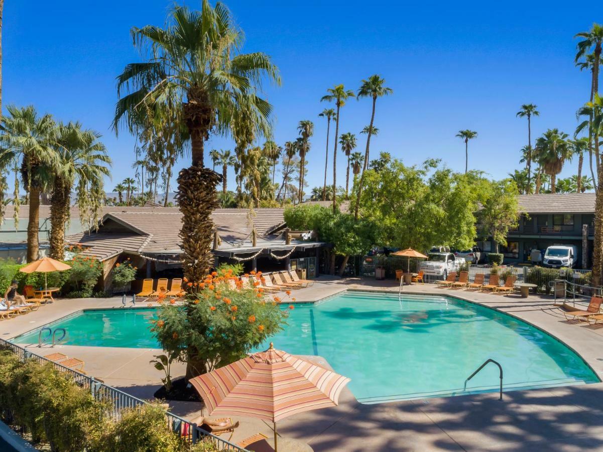 Hotel Caliente Tropics