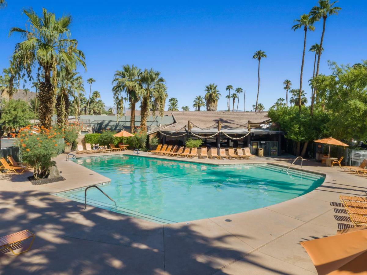 Caliente Tropics Palm Springs
