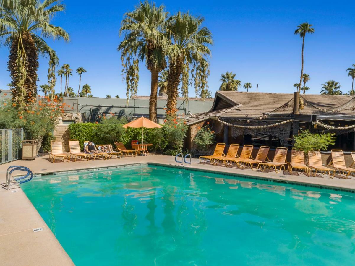 Caliente Tropics 3* Palm Springs