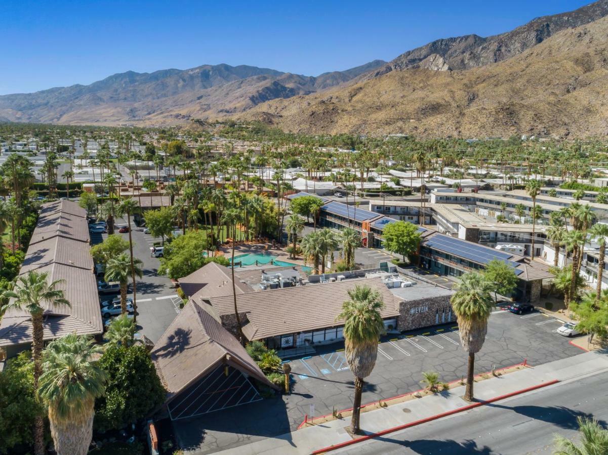 Caliente Tropics 3* Palm Springs