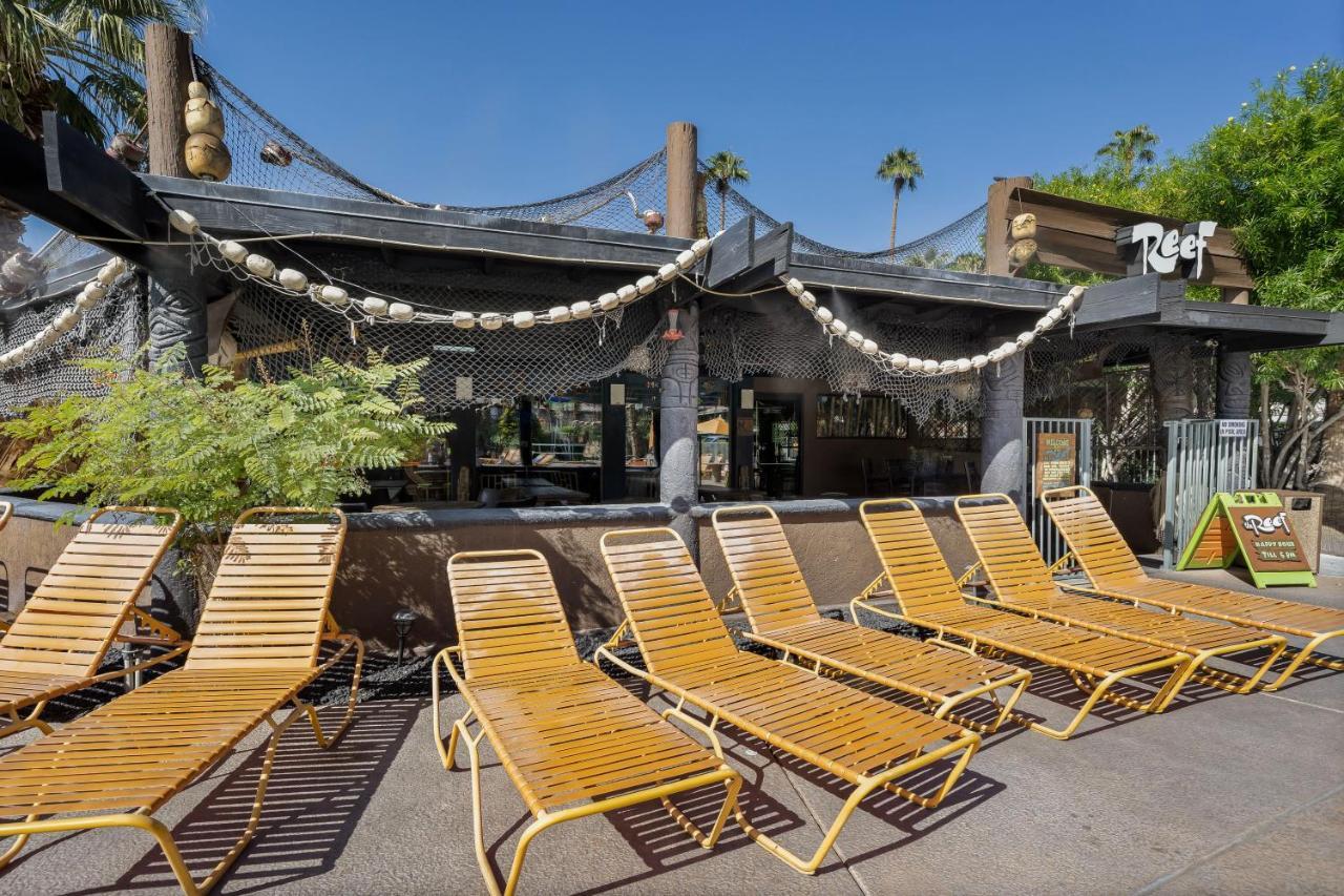 Hotel Caliente Tropics Palm Springs