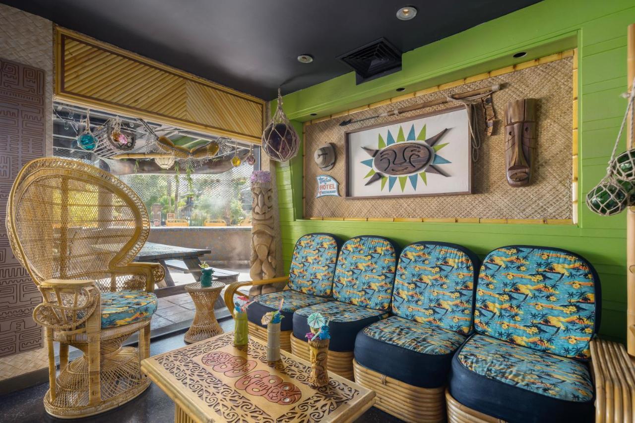 Hotel Caliente Tropics