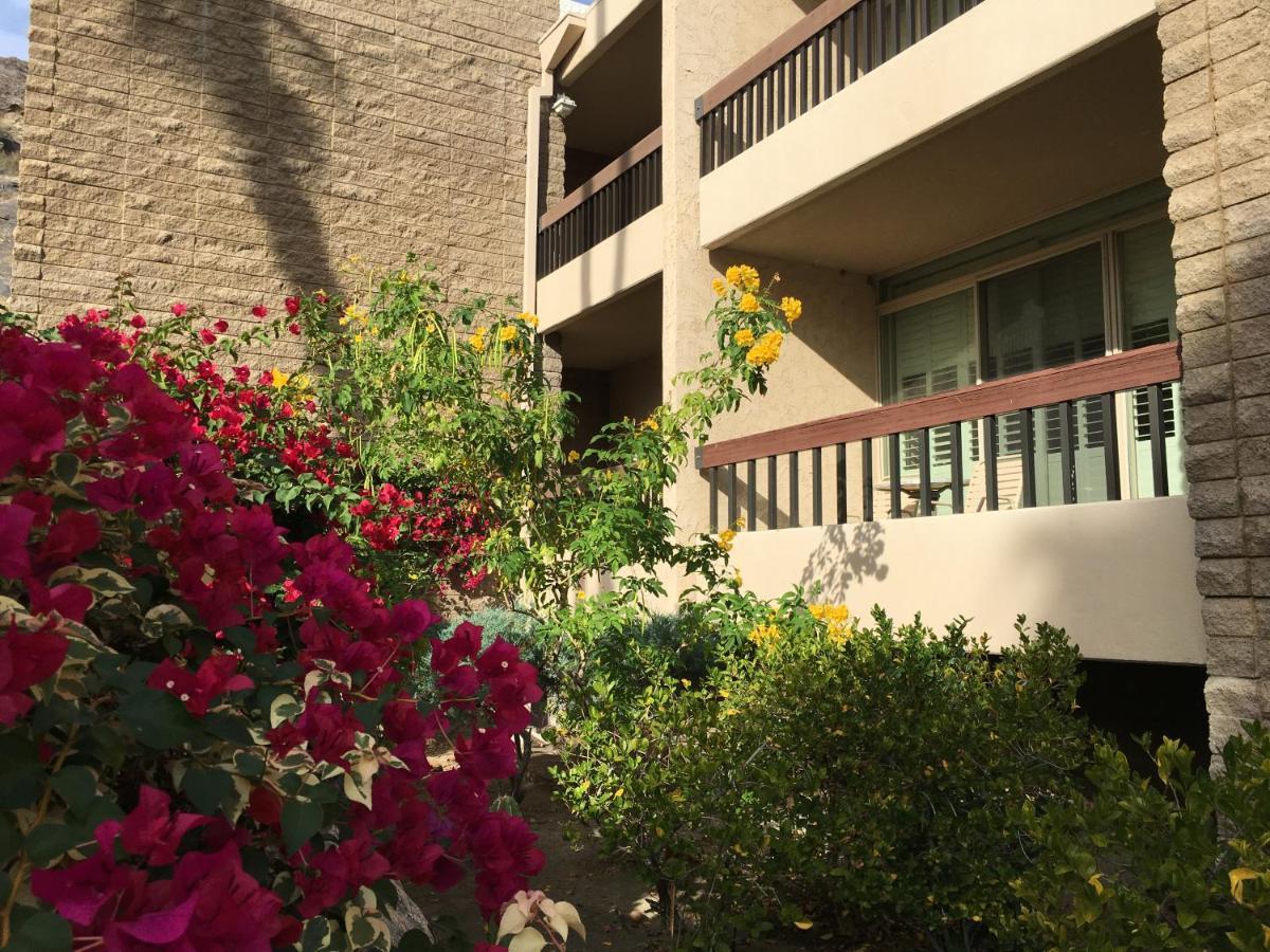 Getaways At Tennis Club 3* Palm Springs