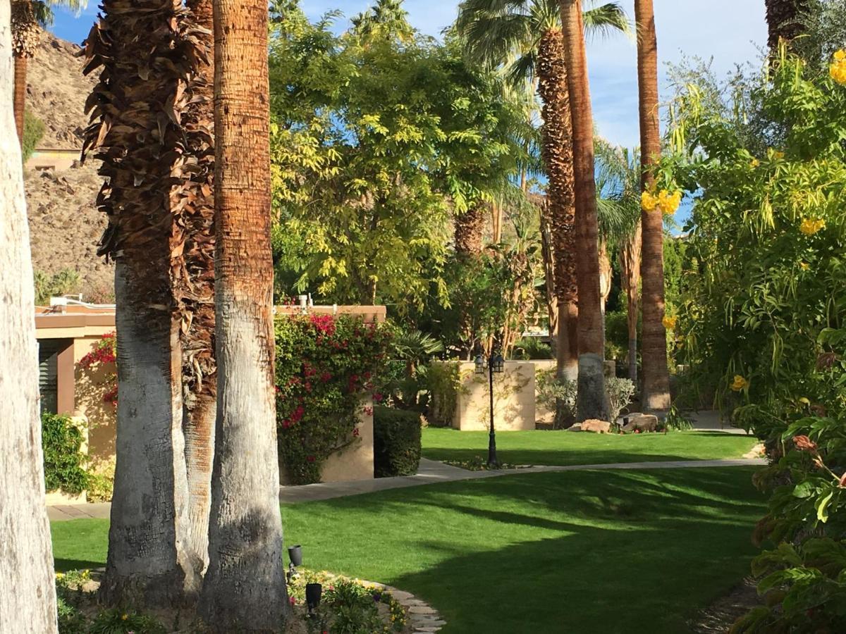 Getaways At Tennis Club Hotel