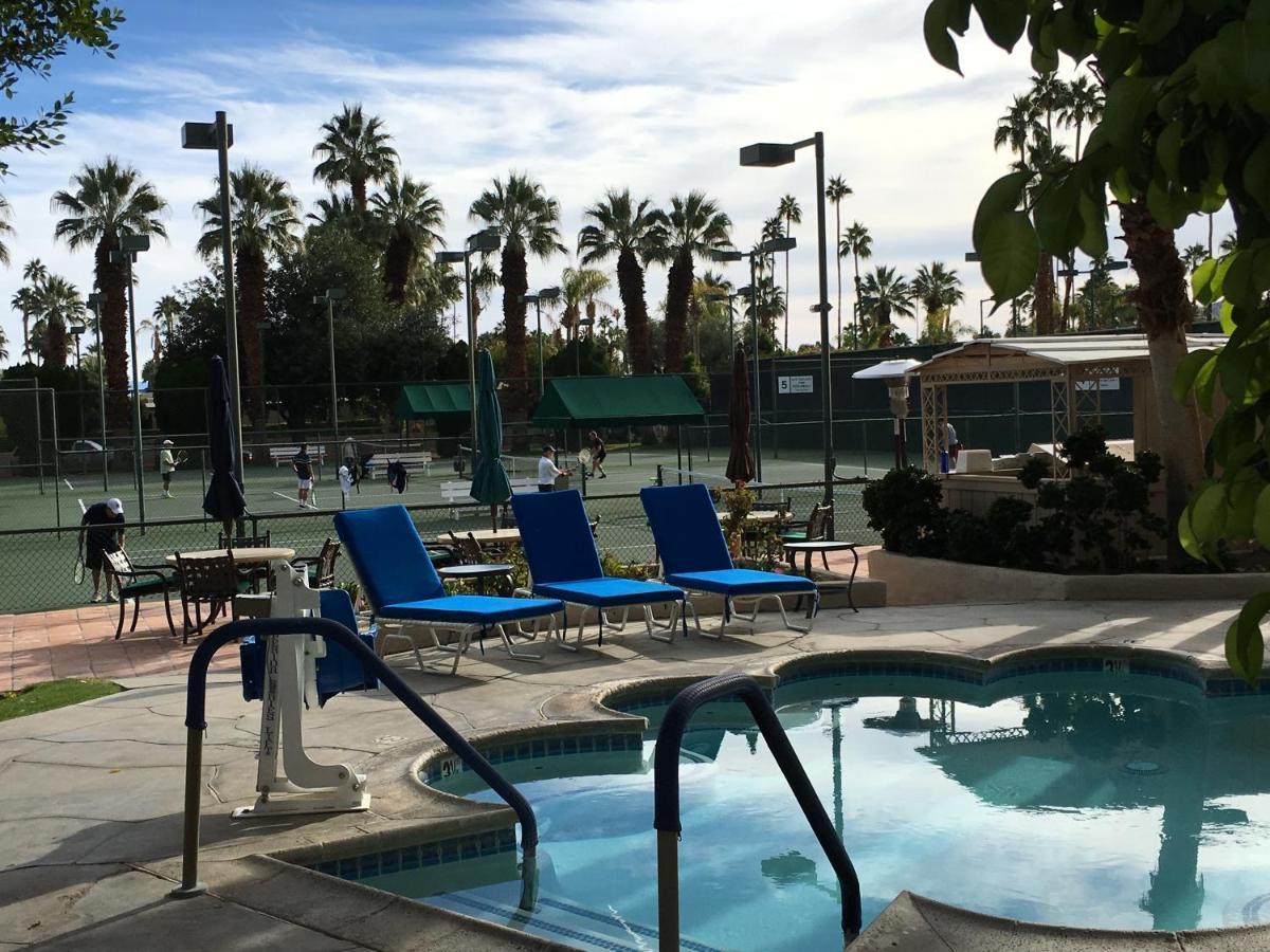 Hotel Getaways At Tennis Club 3*